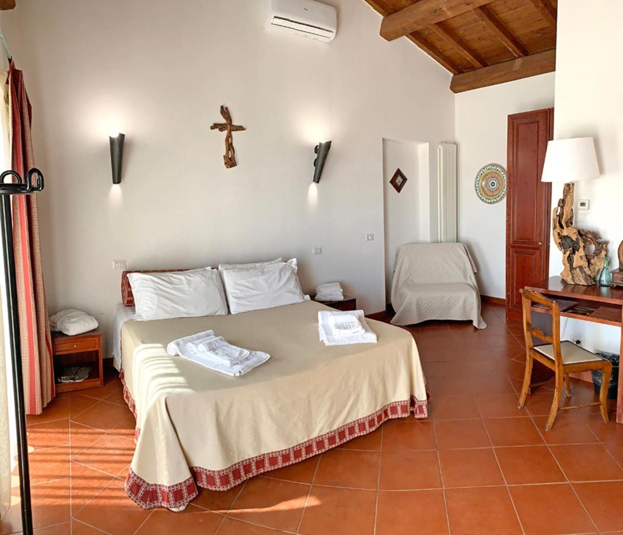 Resort Fonte Vulci Canino Extérieur photo